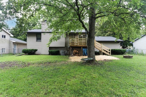 Tiny photo for 103 N Bayberry Court, Bloomington, IL 61704 (MLS # 12702308)