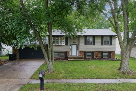 Tiny photo for 103 N Bayberry Court, Bloomington, IL 61704 (MLS # 12702308)