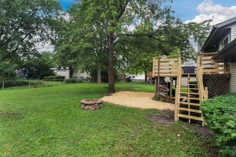 Tiny photo for 103 N Bayberry Court, Bloomington, IL 61704 (MLS # 12702308)