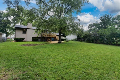 Tiny photo for 103 N Bayberry Court, Bloomington, IL 61704 (MLS # 12702308)
