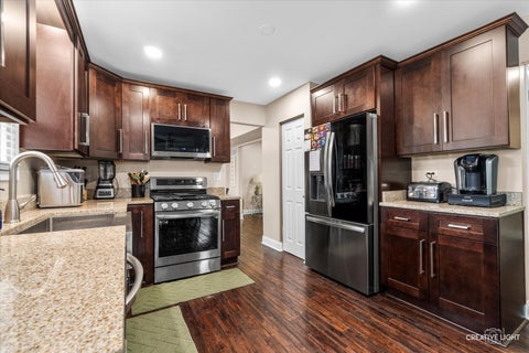 Tiny photo for 605 Woodchuck Trail, Oswego, IL 60543 (MLS # 12684860)