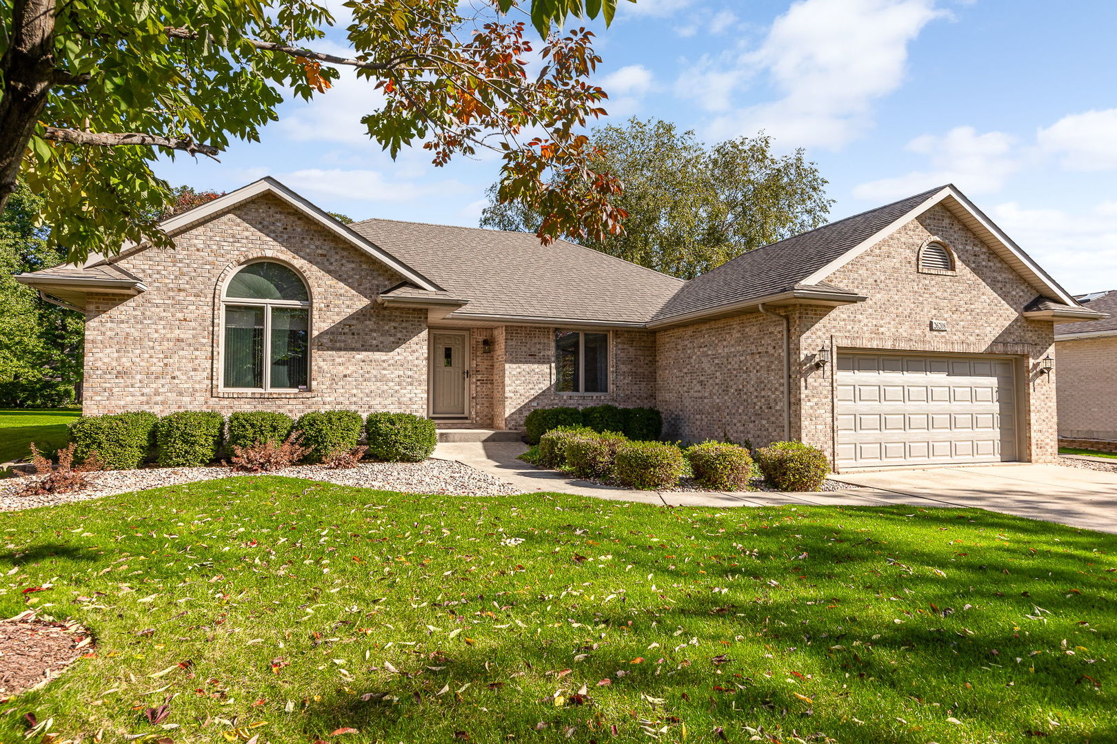 26208 W Lauren Drive