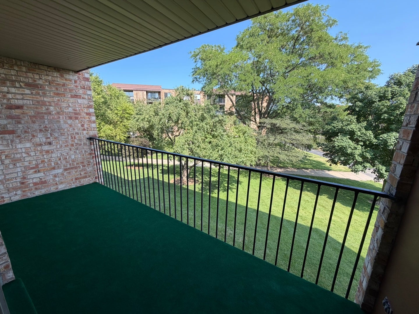 1101 S Hunt Club Drive 214