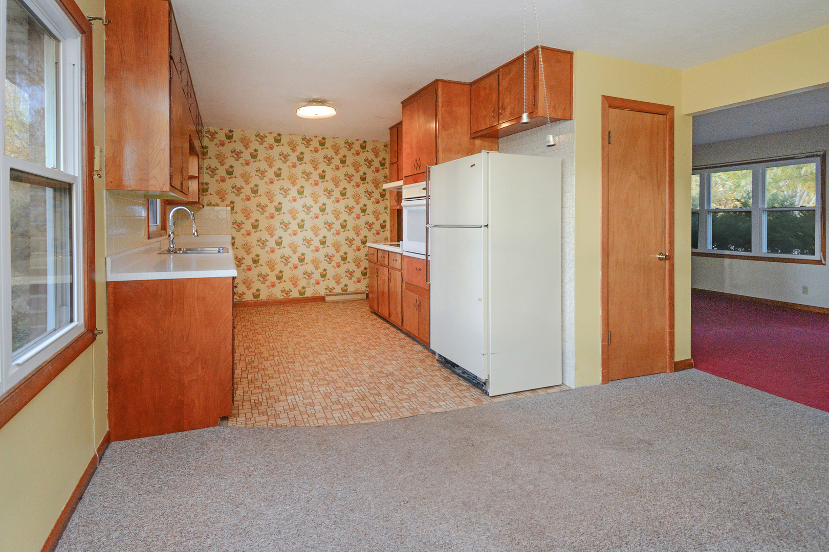 Normal, Illinois 61761, United States, 3 Bedrooms Bedrooms, ,2 BathroomsBathrooms,Residential,Active,242807