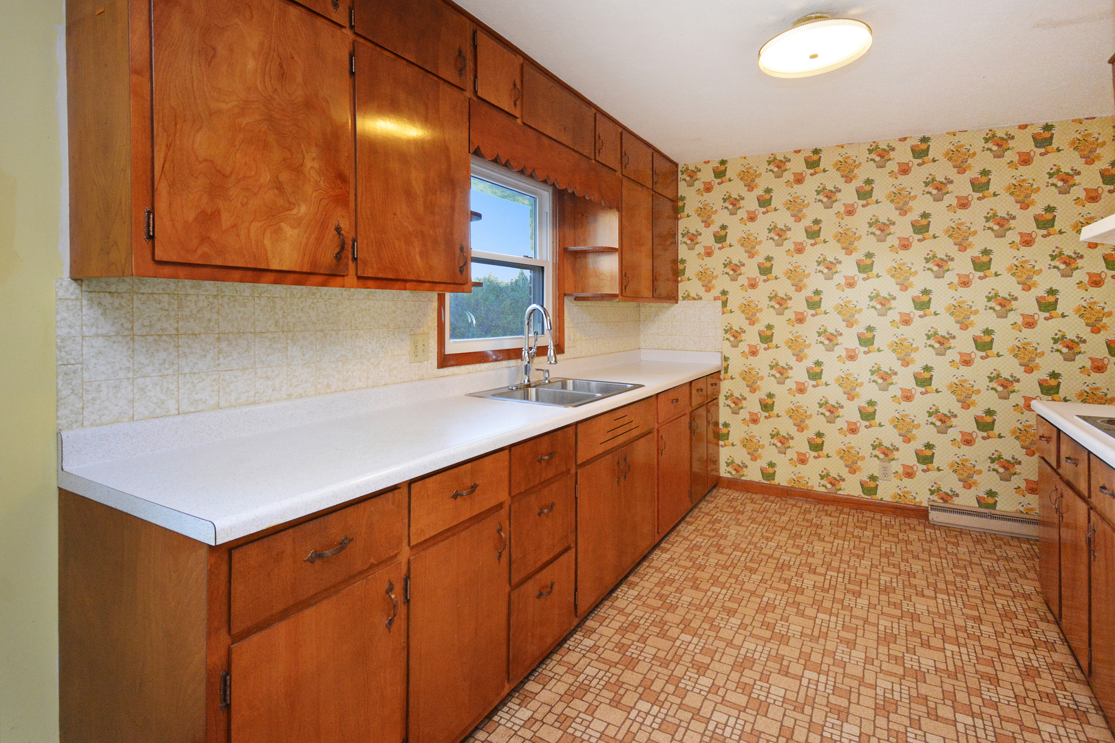 Normal, Illinois 61761, United States, 3 Bedrooms Bedrooms, ,2 BathroomsBathrooms,Residential,Active,242807