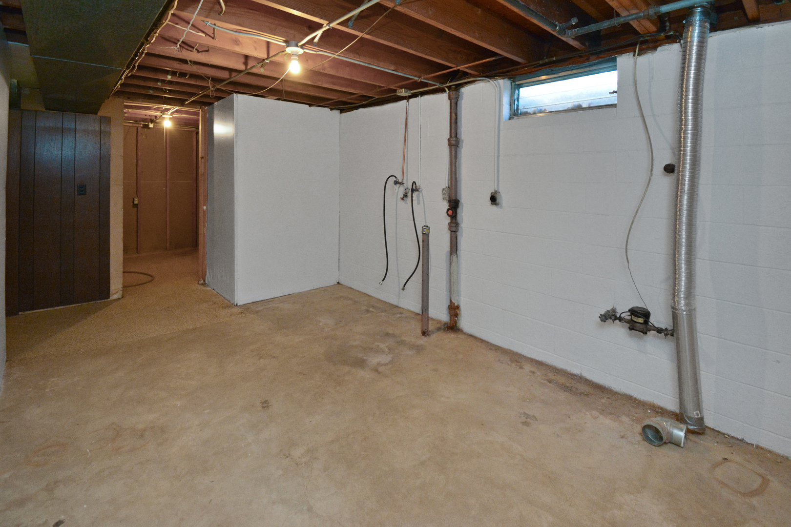 Normal, Illinois 61761, United States, 3 Bedrooms Bedrooms, ,2 BathroomsBathrooms,Residential,Active,242807