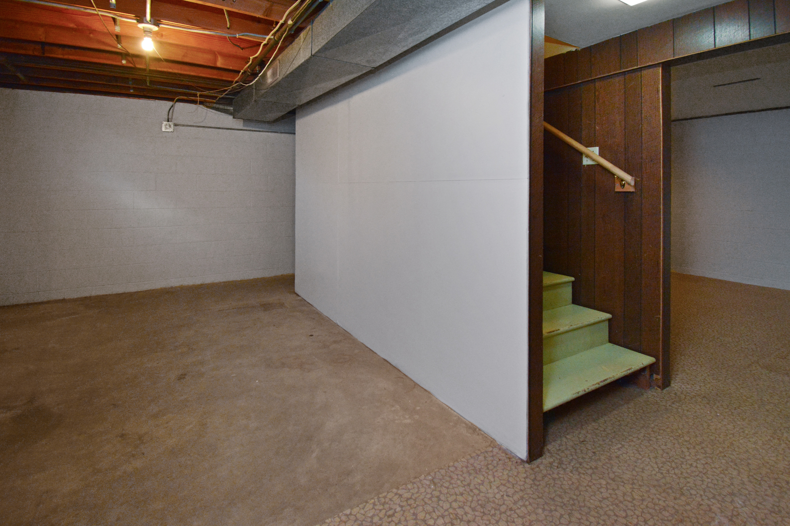 Normal, Illinois 61761, United States, 3 Bedrooms Bedrooms, ,2 BathroomsBathrooms,Residential,Active,242807