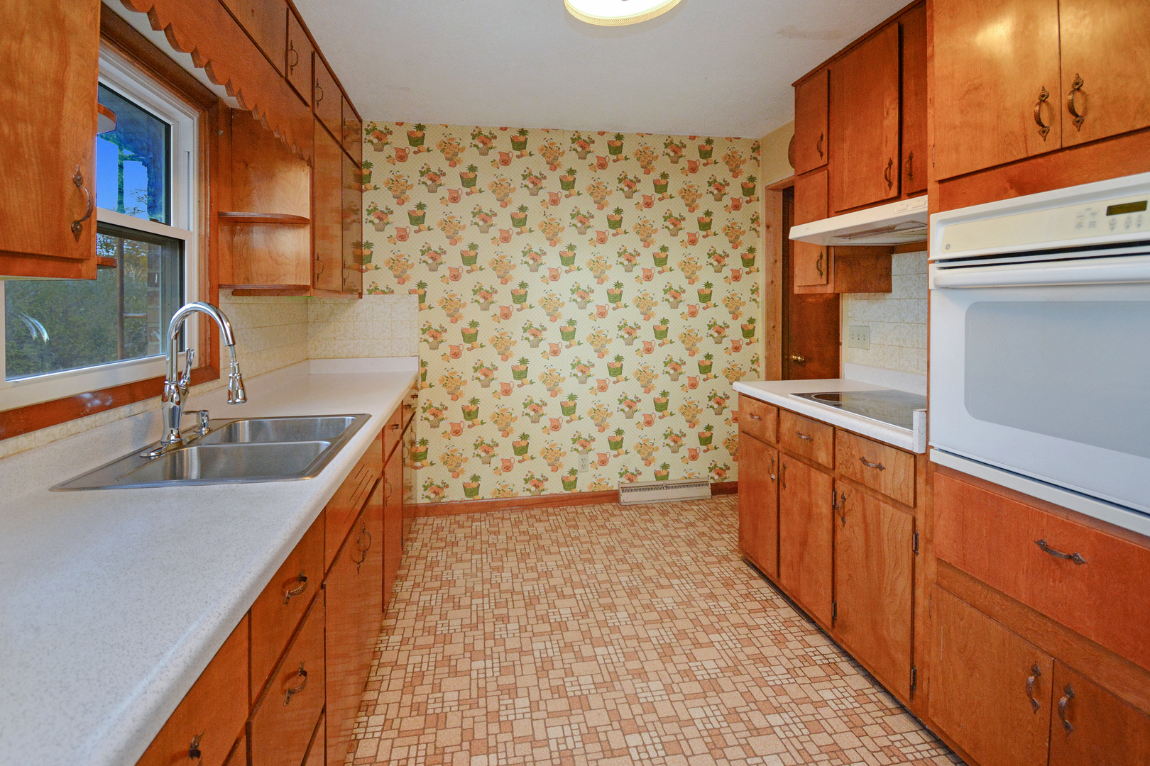 Normal, Illinois 61761, United States, 3 Bedrooms Bedrooms, ,2 BathroomsBathrooms,Residential,Active,242807