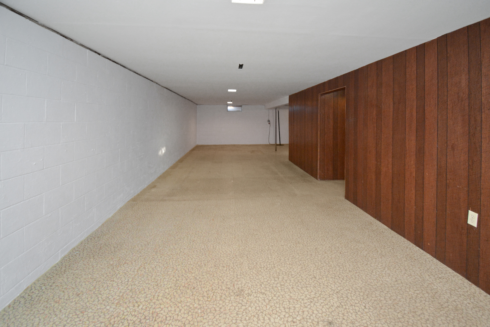 Normal, Illinois 61761, United States, 3 Bedrooms Bedrooms, ,2 BathroomsBathrooms,Residential,Active,242807