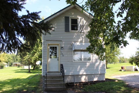 Photo of 100 W Broad Street W, Rutland, IL 61358 (MLS # 12730525)