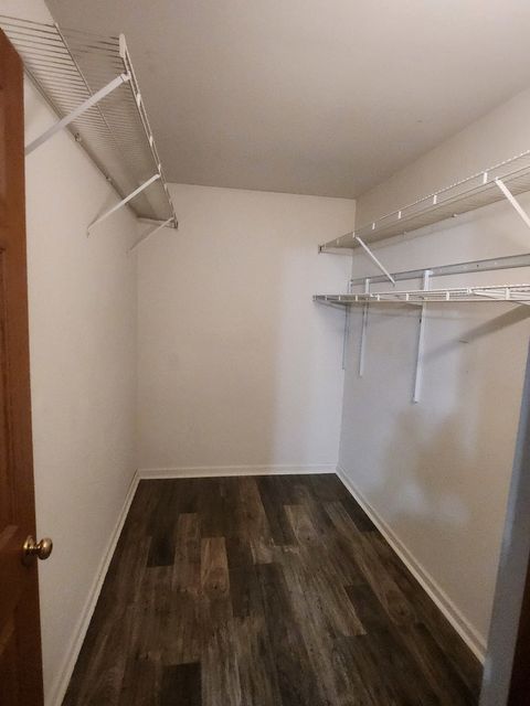 Tiny photo for 316 E Victoria Circle #316, North Aurora, IL 60542 (MLS # 12464976)