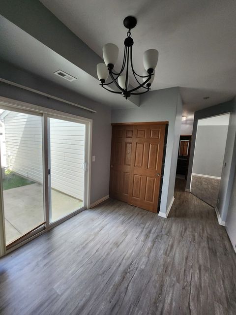 Tiny photo for 316 E Victoria Circle #316, North Aurora, IL 60542 (MLS # 12464976)