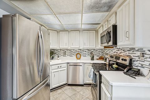 Tiny photo for 3415 Vollmer Road #308, Flossmoor, IL 60422 (MLS # 12469707)