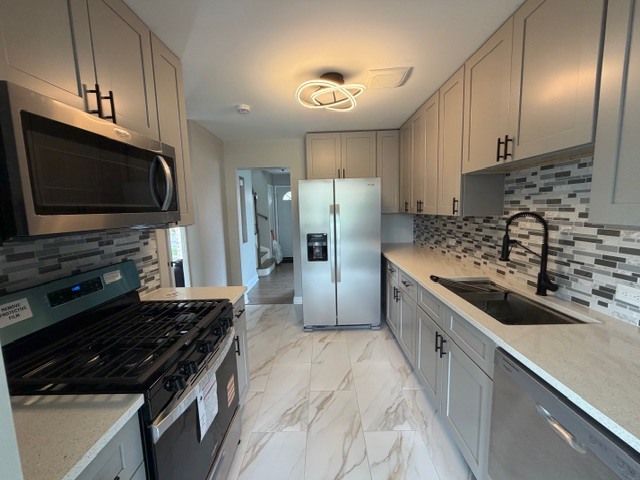 14209 S Tracy Avenue