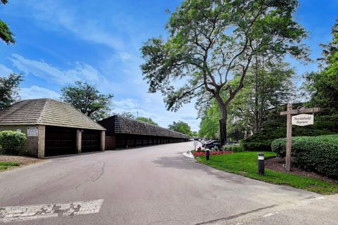 Tiny photo for 1714 Northfield Square Sq #B, Northfield, IL 60093 (MLS # 12679829)