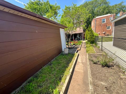 Tiny photo for 10939 S Avenue F, Chicago, IL 60617 (MLS # 12660041)