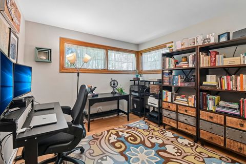 Tiny photo for 107 W Orchard Place, Mount Prospect, IL 60056 (MLS # 12679512)