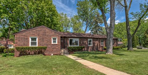 Photo of 547 Reese Avenue, East Dundee, IL 60118 (MLS # 12643426)