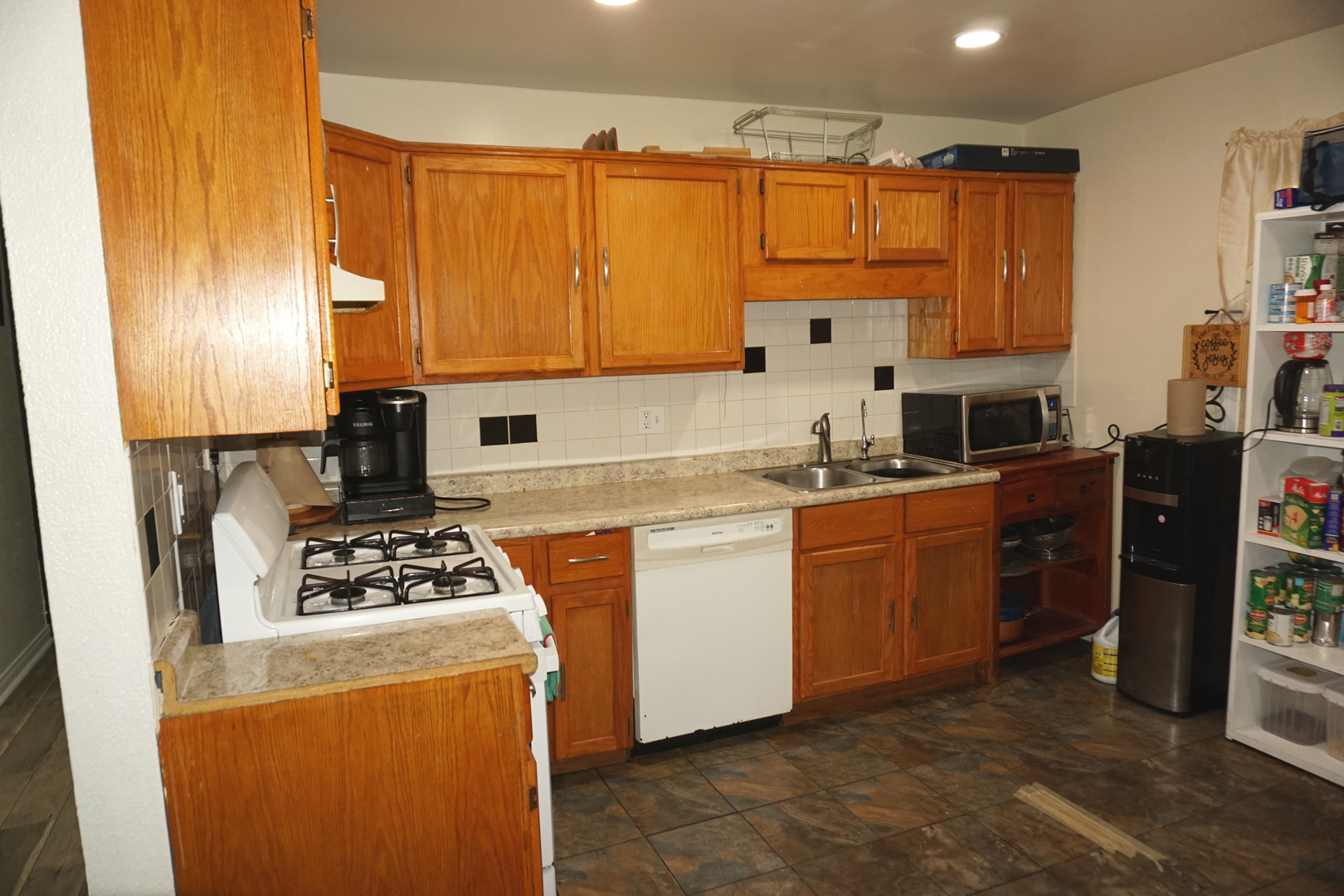 805 W Ridgeland Avenue