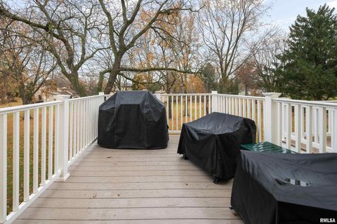 Tiny photo for 3161 WILLOWWOOD Drive, Bettendorf, IA 52722 (MLS # QC4269580)