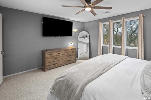 Tiny photo for 3161 WILLOWWOOD Drive, Bettendorf, IA 52722 (MLS # QC4269580)