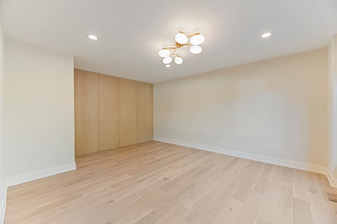 Tiny photo for 1400 Kingsport Court, Northbrook, IL 60062 (MLS # 12759205)