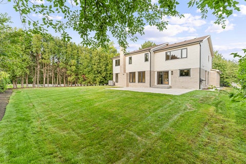 Tiny photo for 1400 Kingsport Court, Northbrook, IL 60062 (MLS # 12759205)