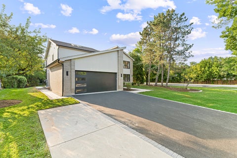 Tiny photo for 1400 Kingsport Court, Northbrook, IL 60062 (MLS # 12759205)