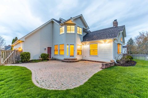 Tiny photo for 383 Barn Swallow Lane, Vernon Hills, IL 60061 (MLS # 12622039)