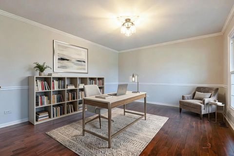 Tiny photo for 383 Barn Swallow Lane, Vernon Hills, IL 60061 (MLS # 12622039)