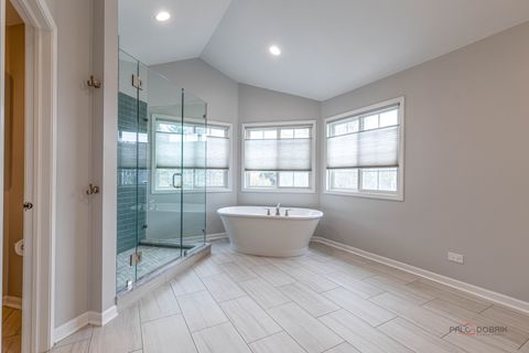 Tiny photo for 383 Barn Swallow Lane, Vernon Hills, IL 60061 (MLS # 12622039)