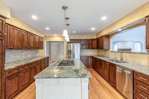 Tiny photo for 383 Barn Swallow Lane, Vernon Hills, IL 60061 (MLS # 12622039)