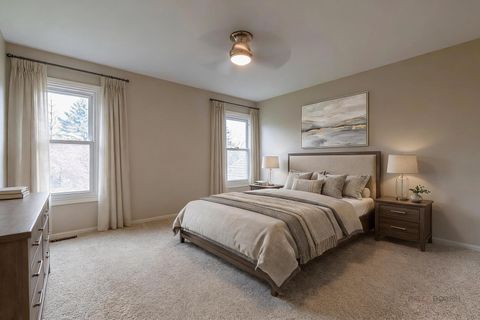 Tiny photo for 383 Barn Swallow Lane, Vernon Hills, IL 60061 (MLS # 12622039)