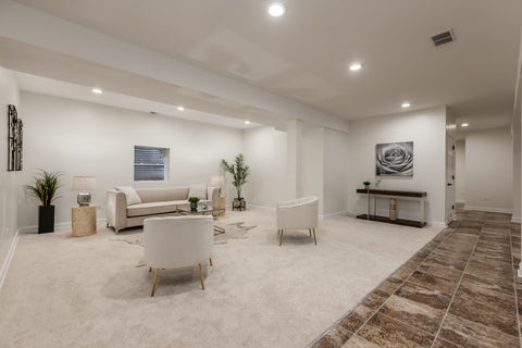 Tiny photo for 6723 N HARDING Avenue, Lincolnwood, IL 60712 (MLS # 12708495)