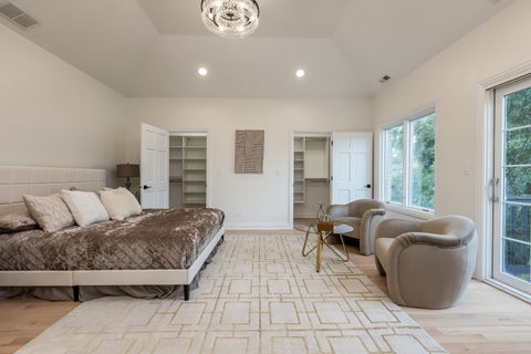 Tiny photo for 6723 N HARDING Avenue, Lincolnwood, IL 60712 (MLS # 12708495)