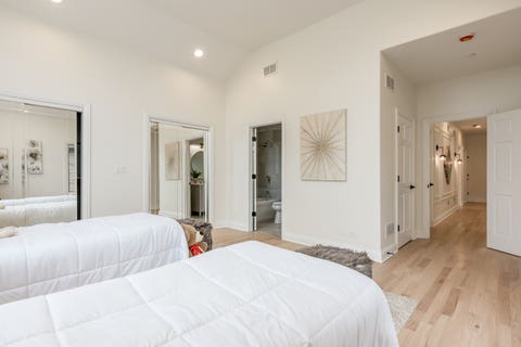 Tiny photo for 6723 N HARDING Avenue, Lincolnwood, IL 60712 (MLS # 12708495)