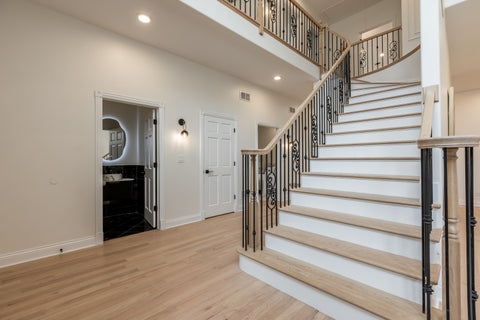 Tiny photo for 6723 N HARDING Avenue, Lincolnwood, IL 60712 (MLS # 12708495)
