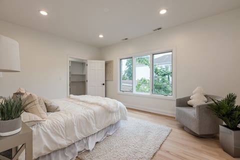 Tiny photo for 6723 N HARDING Avenue, Lincolnwood, IL 60712 (MLS # 12708495)