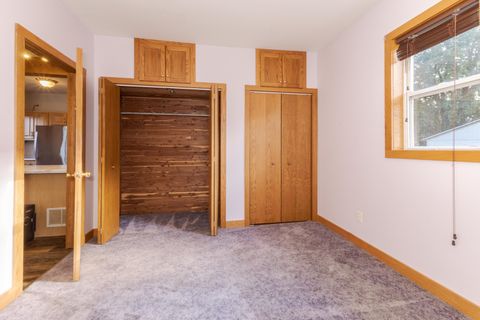 Tiny photo for 125 E Cleveland Street, Cullom, IL 60929 (MLS # 12470162)