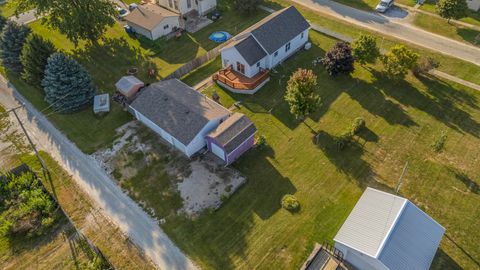 Tiny photo for 125 E Cleveland Street, Cullom, IL 60929 (MLS # 12470162)