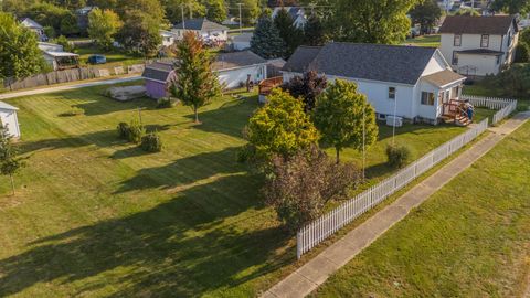 Tiny photo for 125 E Cleveland Street, Cullom, IL 60929 (MLS # 12470162)