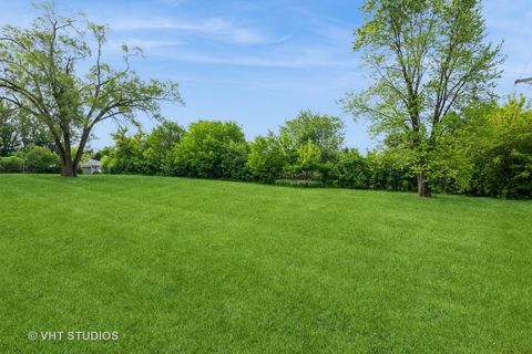 Tiny photo for 1180 Apple Street, Hoffman Estates, IL 60169 (MLS # 12371973)
