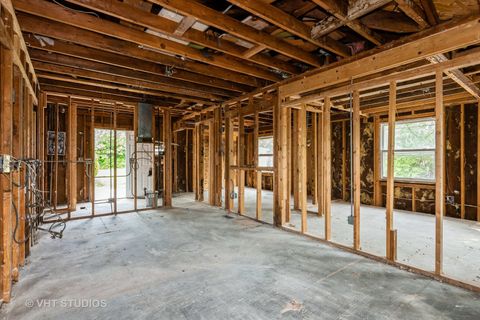 Tiny photo for 1180 Apple Street, Hoffman Estates, IL 60169 (MLS # 12371973)