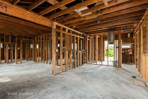 Tiny photo for 1180 Apple Street, Hoffman Estates, IL 60169 (MLS # 12371973)