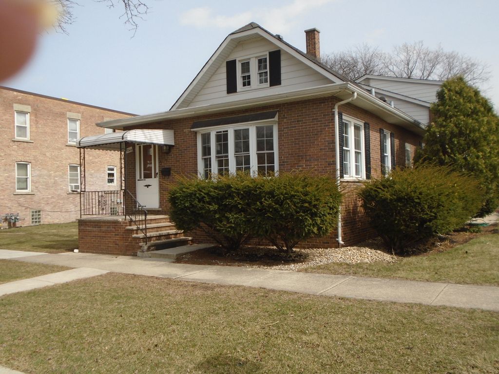 listing image 0