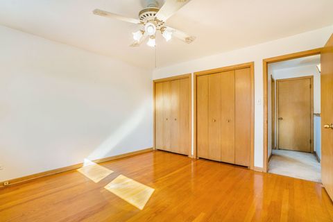 Tiny photo for 10036 S Kolin Avenue, Oak Lawn, IL 60453 (MLS # 12487763)