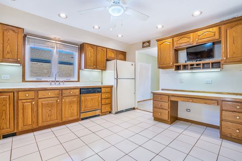 Tiny photo for 10036 S Kolin Avenue, Oak Lawn, IL 60453 (MLS # 12487763)