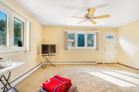 Tiny photo for 10036 S Kolin Avenue, Oak Lawn, IL 60453 (MLS # 12487763)