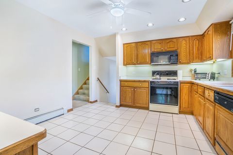 Tiny photo for 10036 S Kolin Avenue, Oak Lawn, IL 60453 (MLS # 12487763)