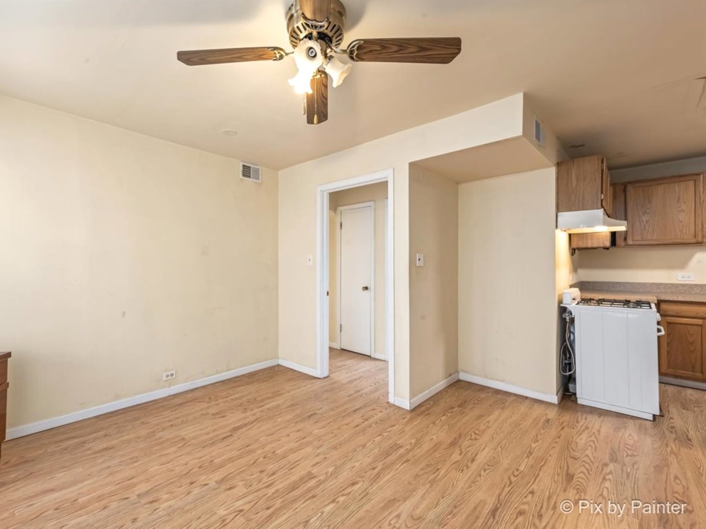 8304 S Kedzie Avenue